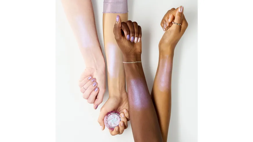 essence Highlighter Meta Glow
