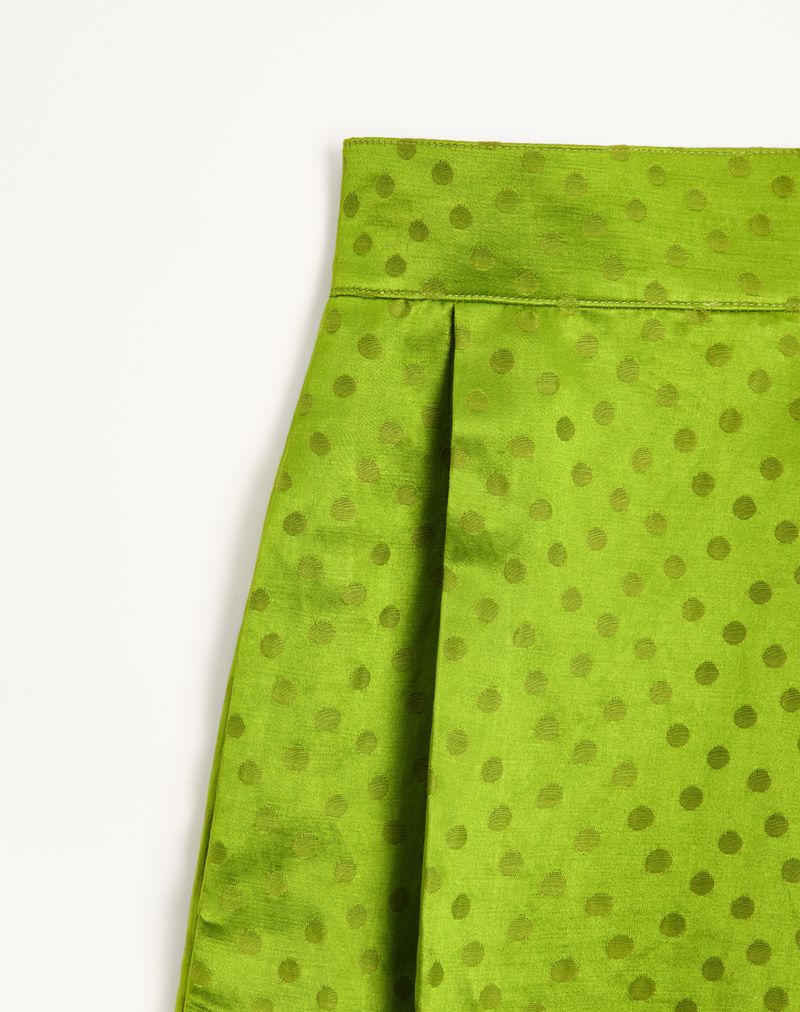 Calças Plusdepois tamanho médio em jacquard de seda com estampa de bolinhas