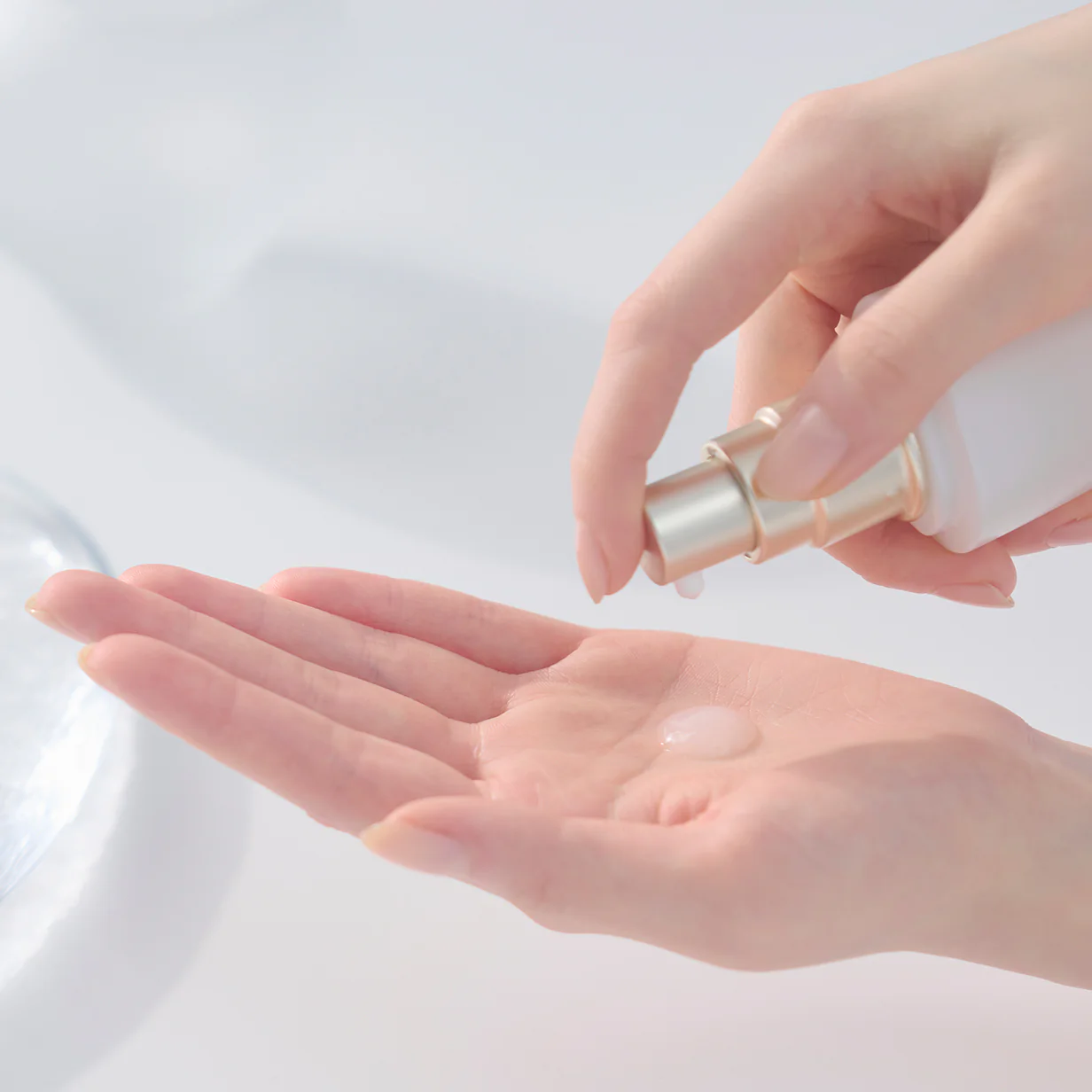 Expert Comforting Barrier Essence - Anti-rimpel gezichtsserum, Hydraterend gezichtsserum, Gezichtsserum met wereldwijd effect