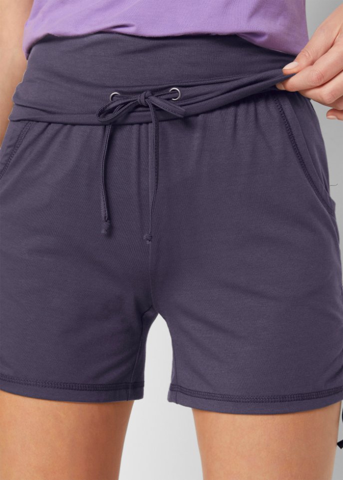 Shorts mit Raffung