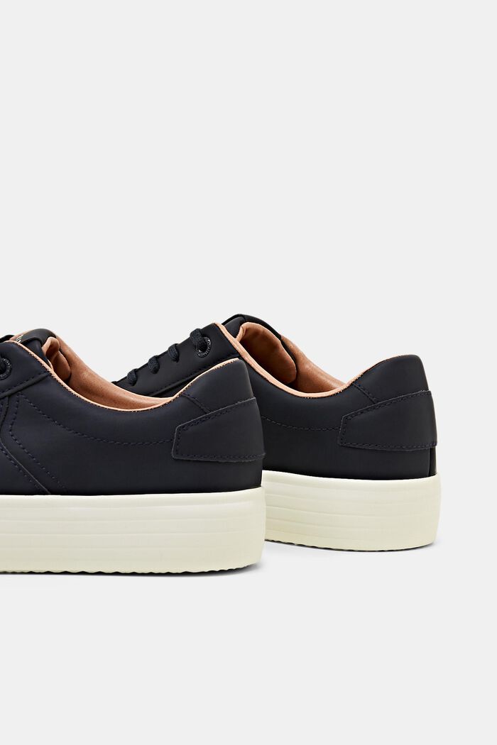 Plateau-Sneakers aus veganem Leder