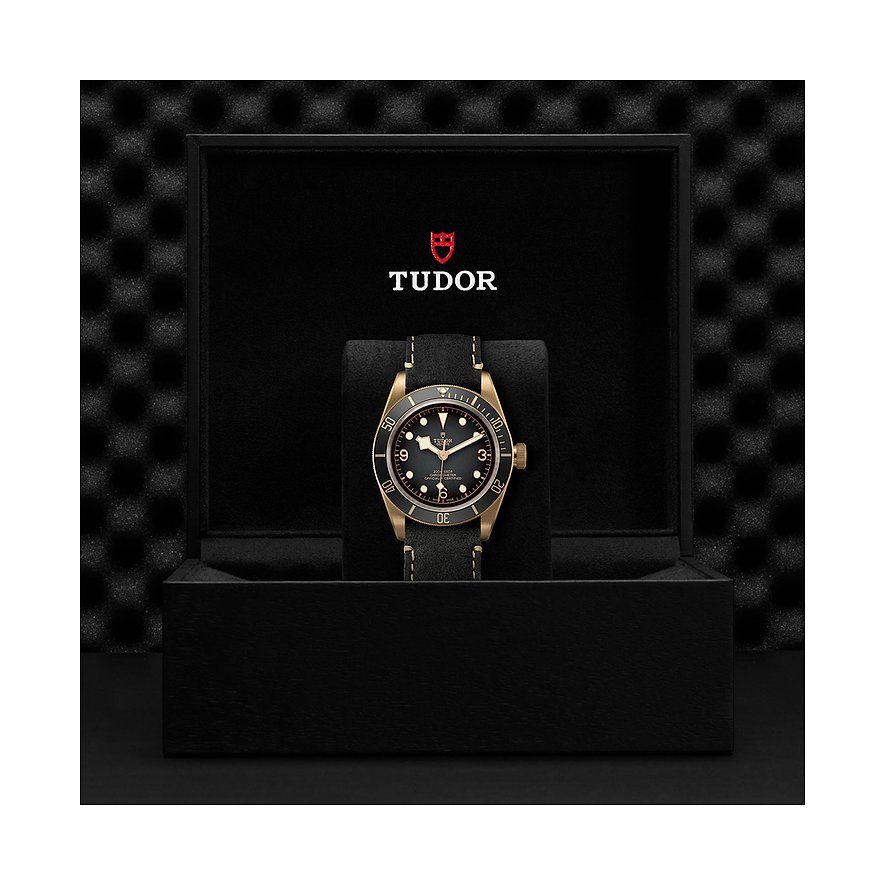 Tudor Herrenuhr Black Bay Bronze
