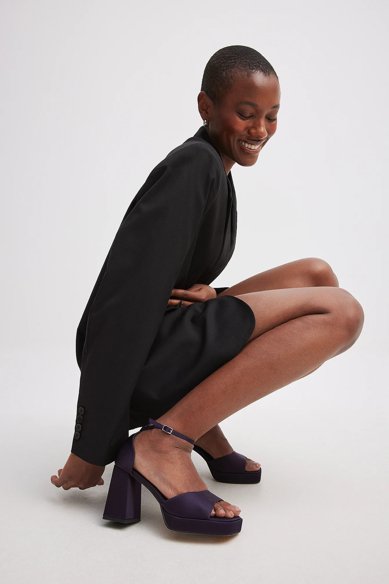 Plateau-High-Heels aus Satin