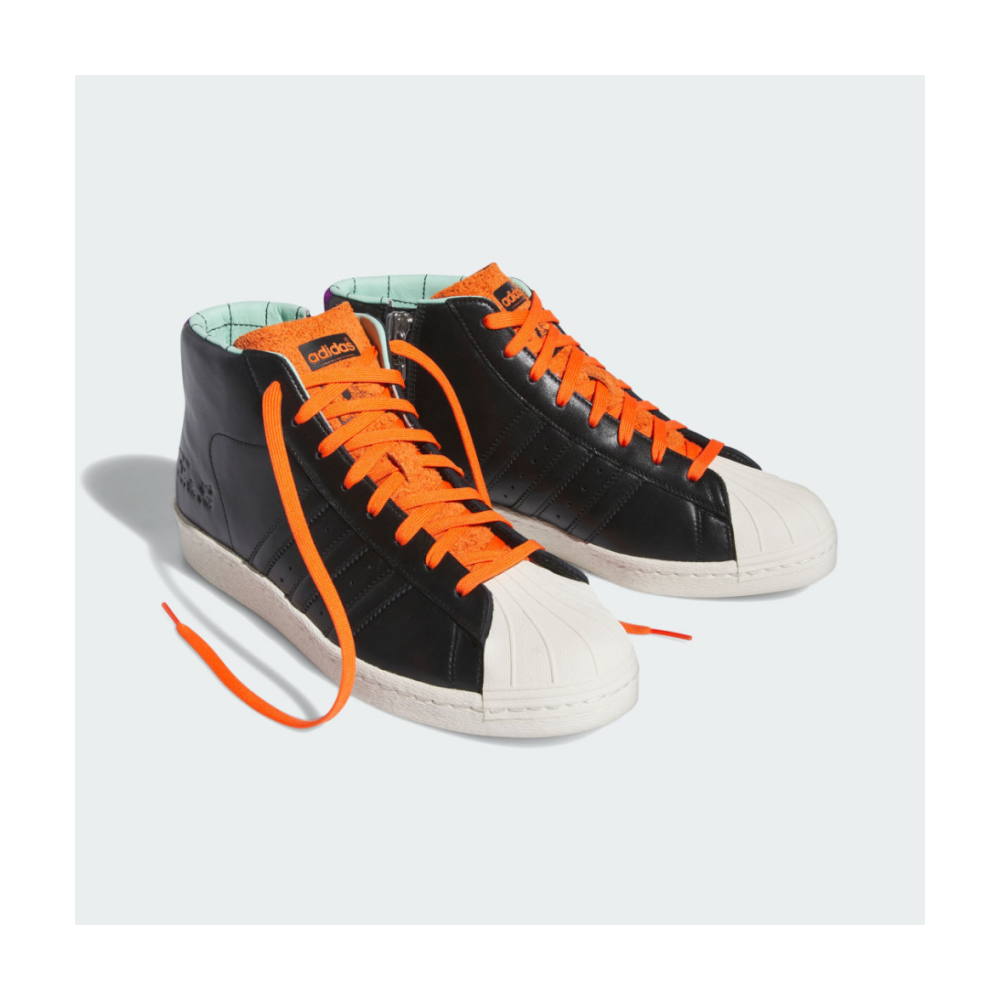 adidas The Simpsons Poochie Pro Model x 80 IE7563 / schwarz
