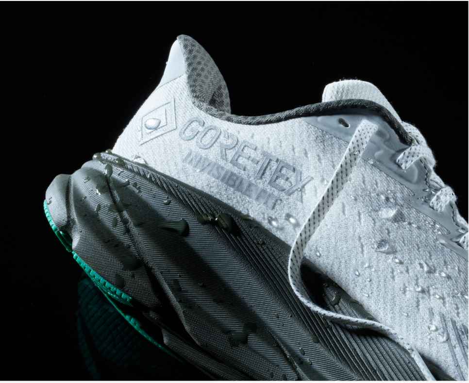 Stealth/Tech Clifton 9 GORE-TEX Harbor Mist / Barley