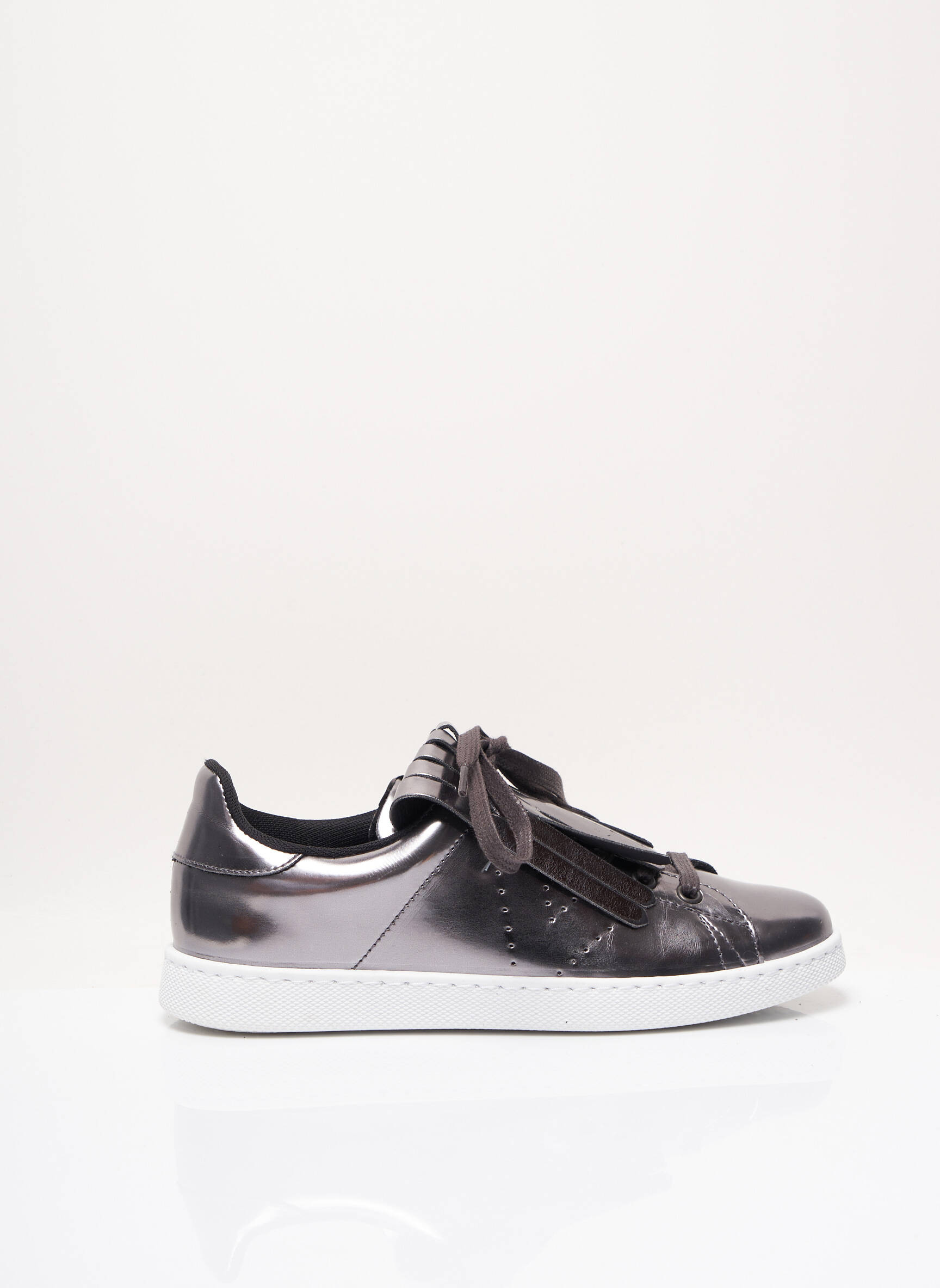 Victoria Baskets Femme couleur gris