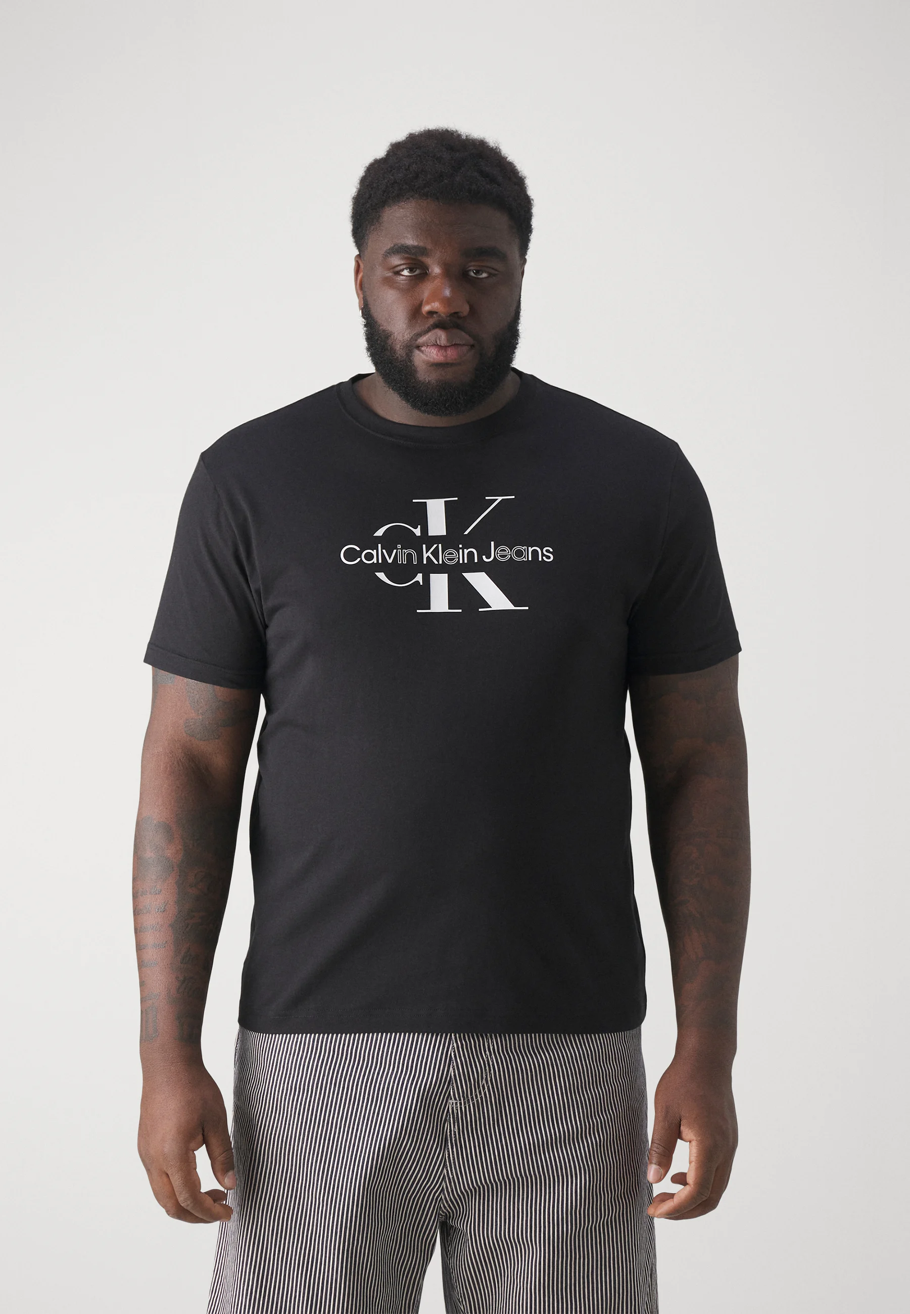 Calvin Klein Jeans Plus DISRUPTED OUTLINE LOGO - Camiseta con estampado