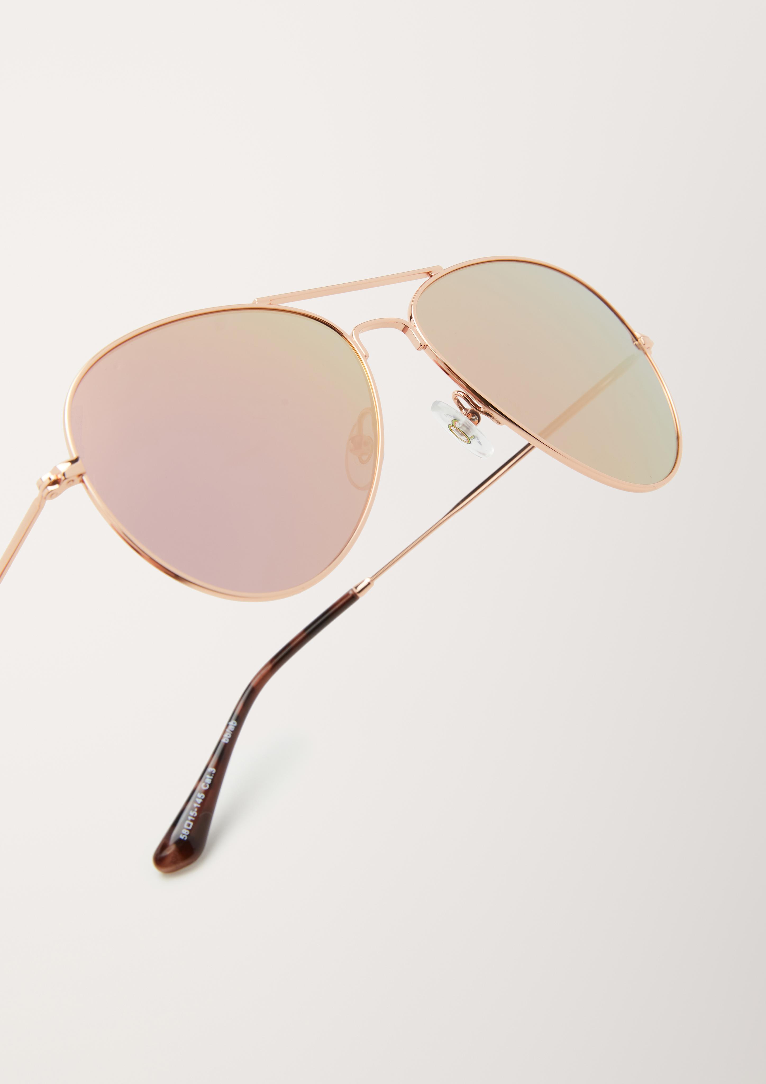 Sonnenbrille im Retro-Look  6006512-900