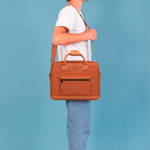 Turin camel laptop bag