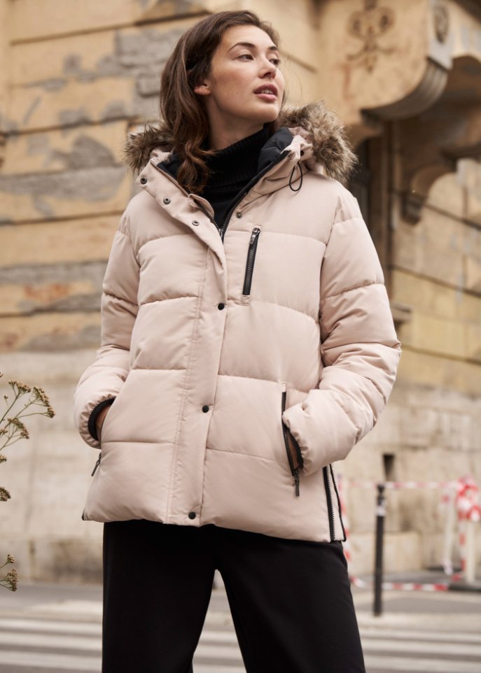 Steppjacke aus recyceltem Polyester mit Kontrastdetails