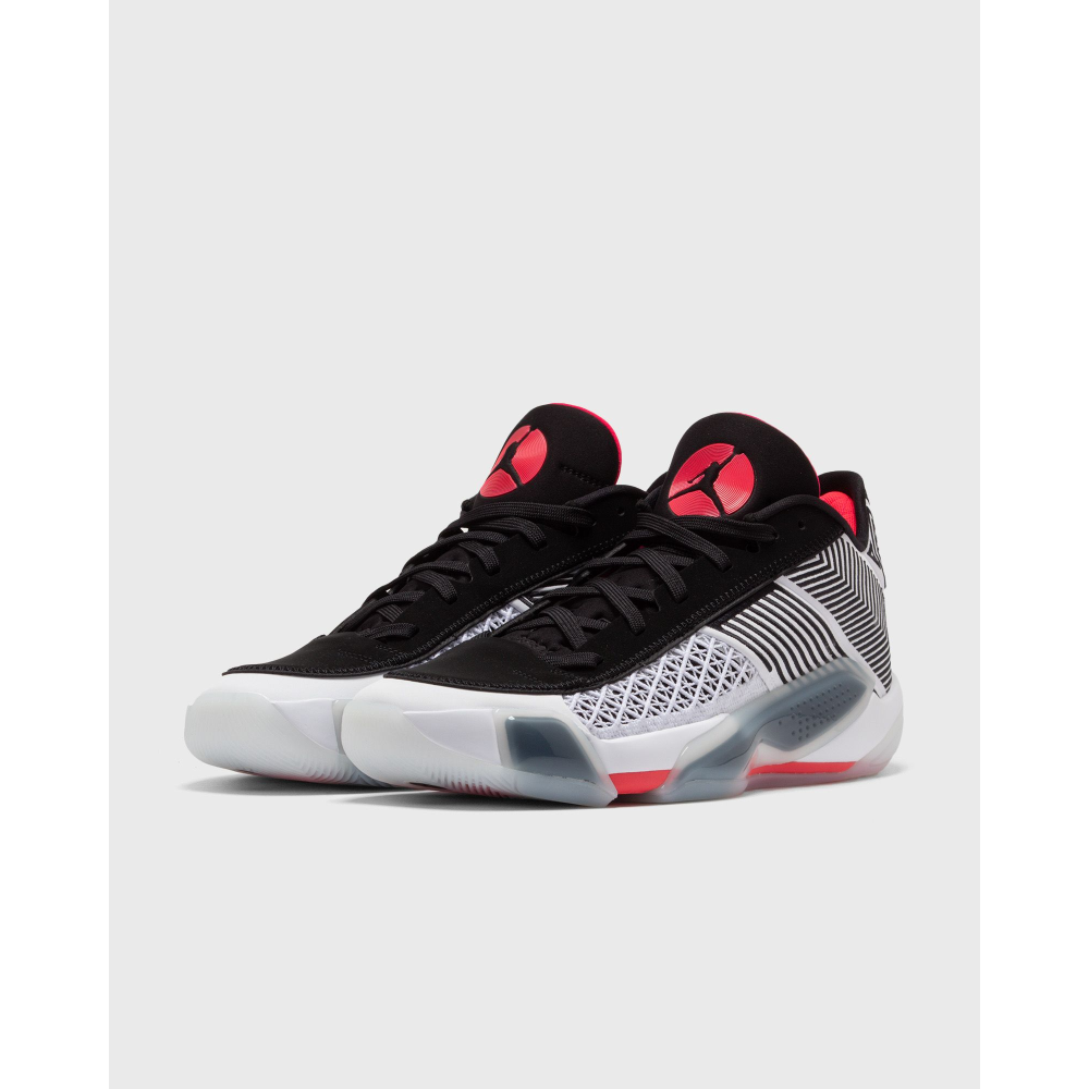 NIKE JORDAN 38 Low Fundamental Black FD2326-101 / weiss