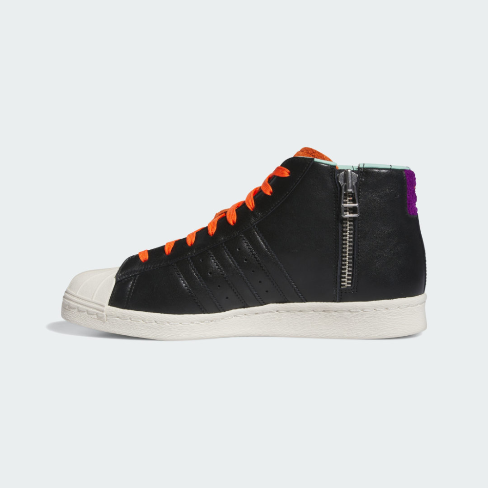 adidas The Simpsons Poochie Pro Model x 80 IE7563 / schwarz