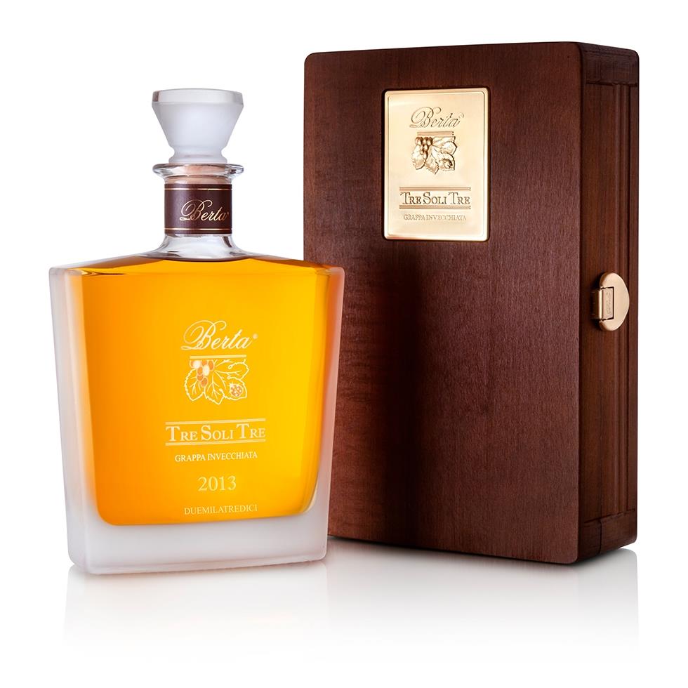 Berta TreSoliTre 2014 | Grappa in der Holzkiste