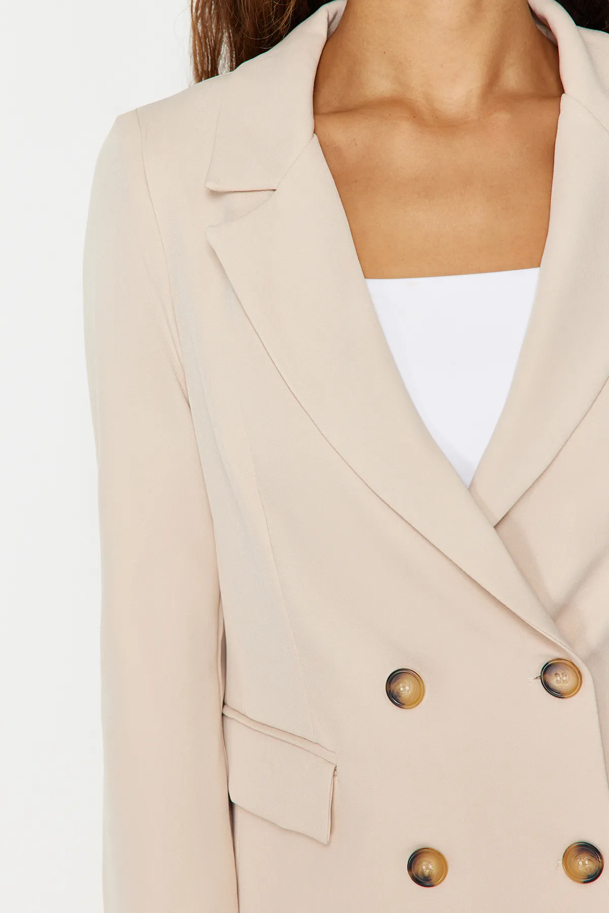 Trendyol Collection  Beige, normal gefütterte, zweireihige Blazerjacke aus Webstoff mit Verschluss TWOSS21CE0107