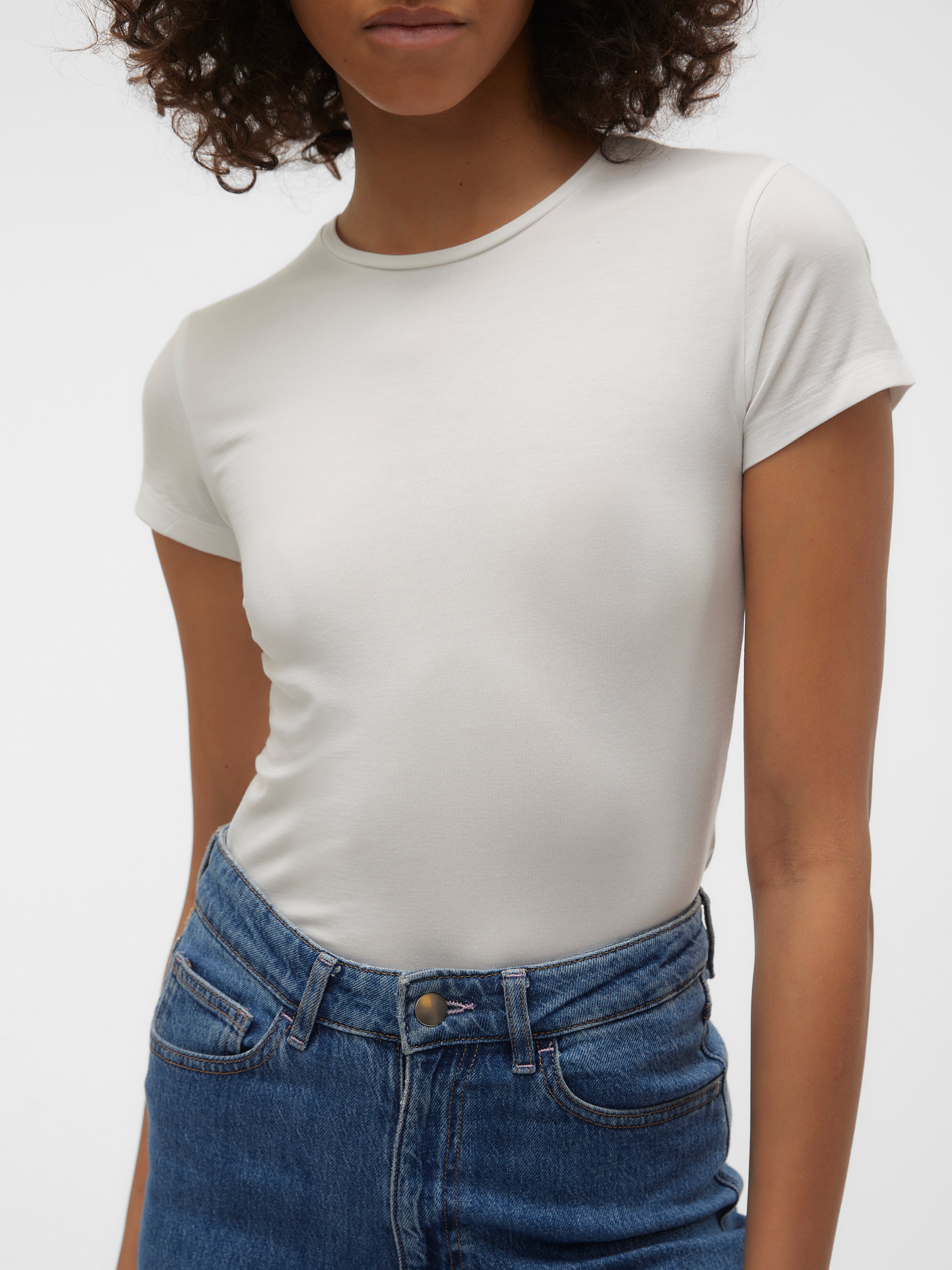 AWINES Top
