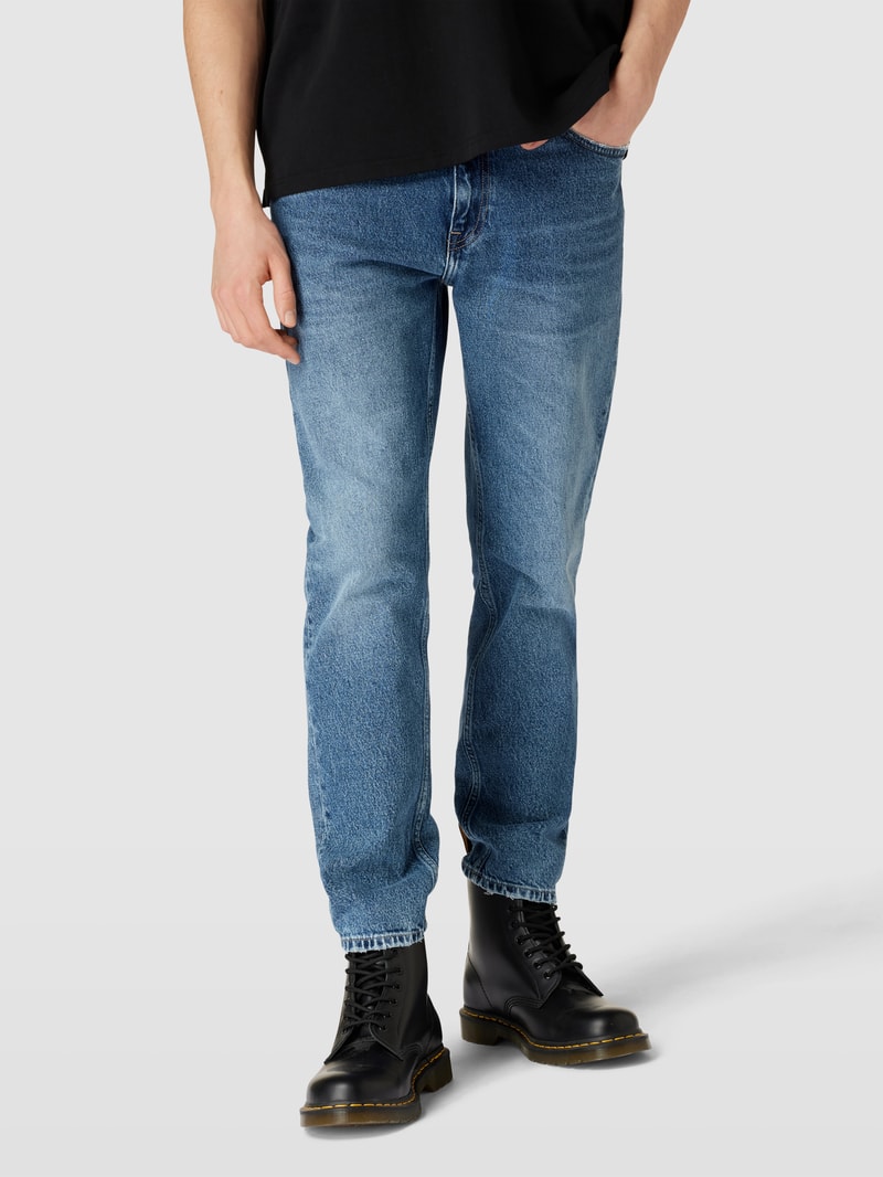 Jeans mit Label-Details in jeans