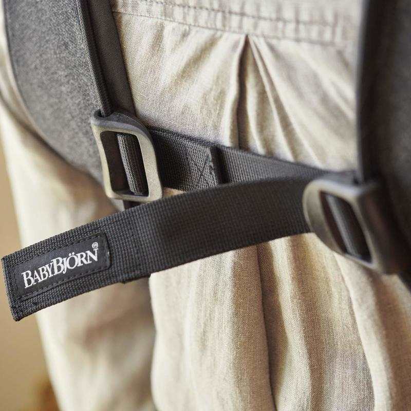 Porte-bébé One gris anthracite coton BabyBjörn