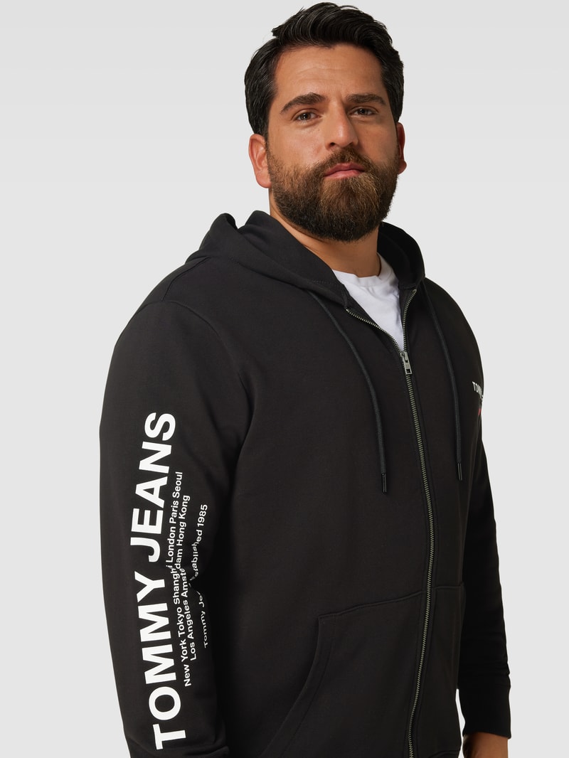 PLUS SIZE Sweatjacke mit Label-Print in schwarz