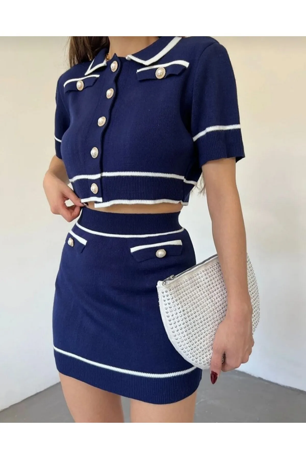 Modamorfo  Strick-Crop-Set mit Taschendetail und Perlenknöpfen
