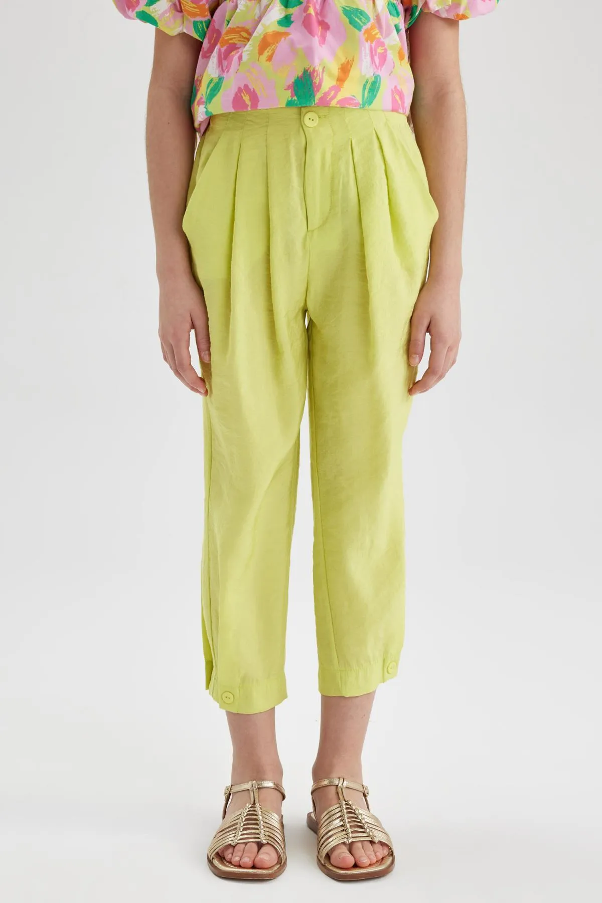 DeFacto  Mädchen-Carrot-Fit-Modalhose Z7694a623sm