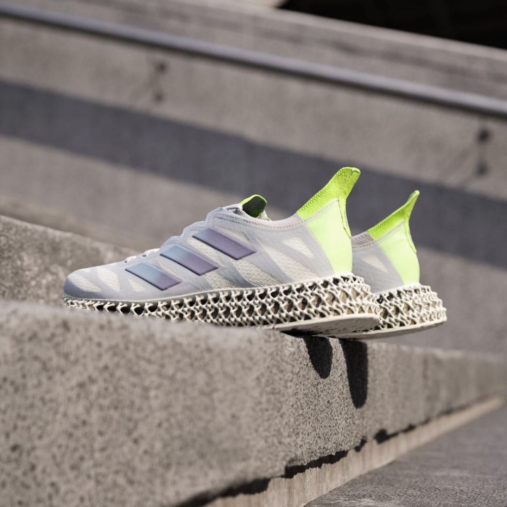 adidas 4DFWD 3 M IG8980 / grau