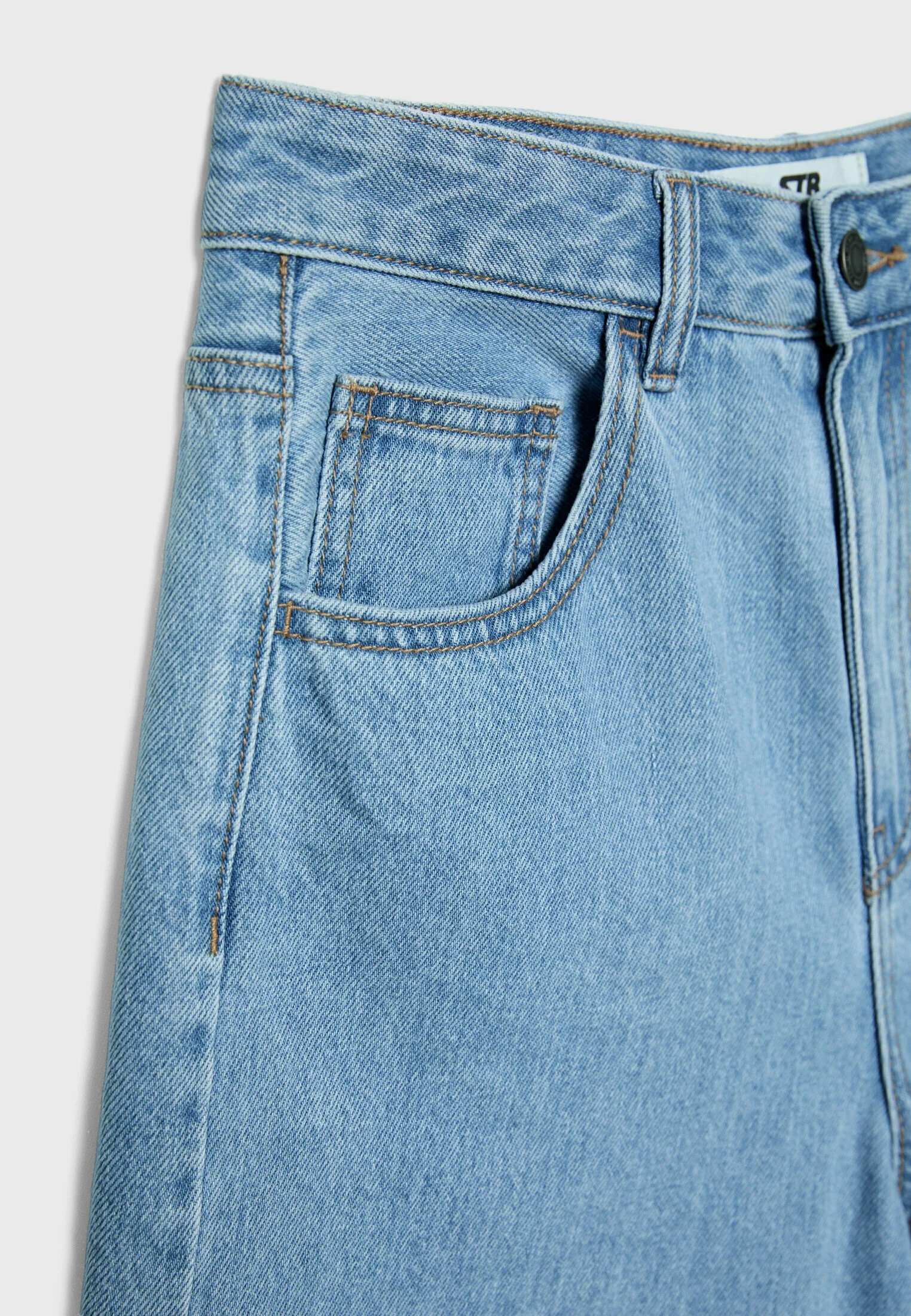Stradivarius MOM BERMUDA - Shorts vaqueros