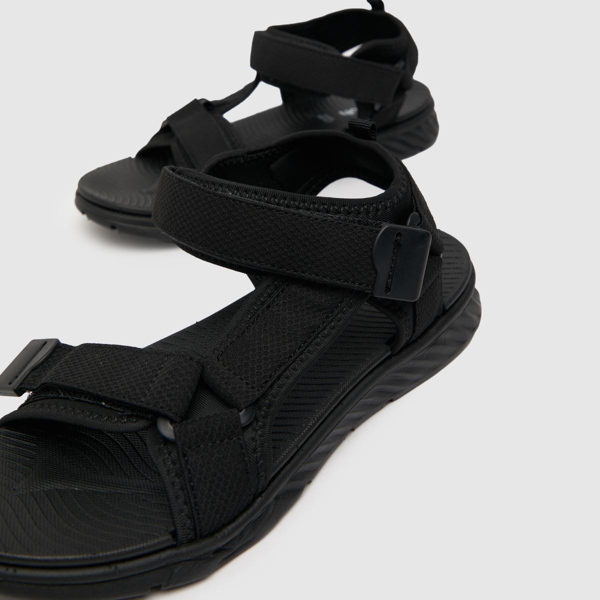 Schuh Scott Adventure szandál fekete színben