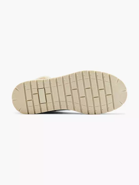 ESPRIT Schnürboots