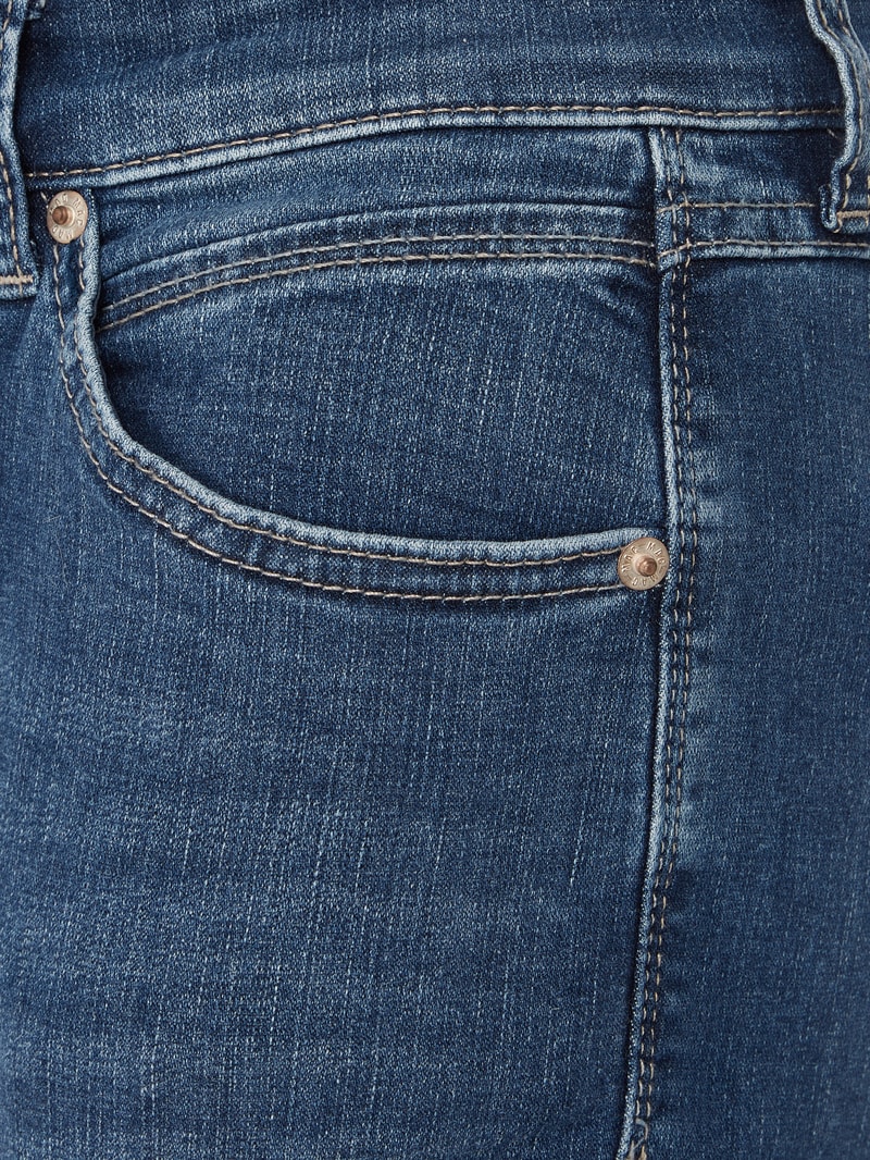Feminine Fit Jeans mit Stretch-Anteil Modell 'Melanie' in blau
