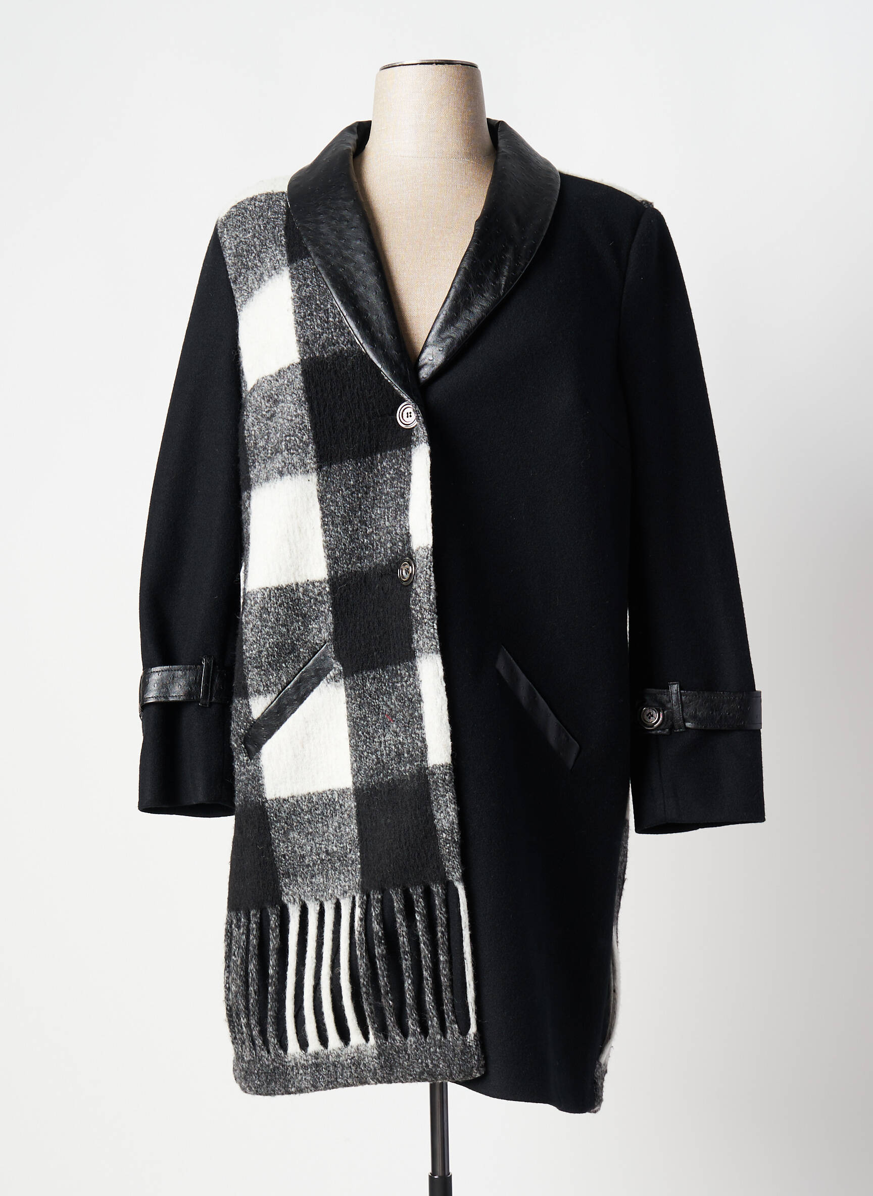 Meri Esca Manteaux Longs Femme couleur noir
