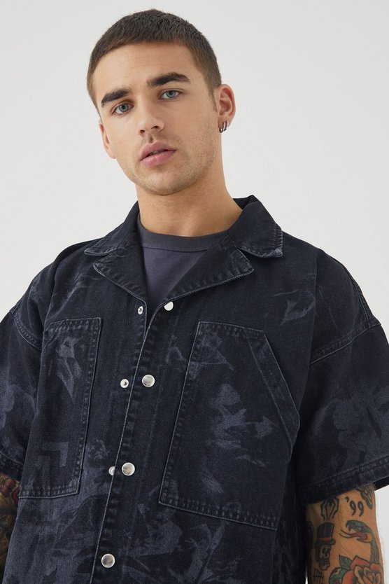 Kastiges Jeanshemd mit Renaissance Laser-Print