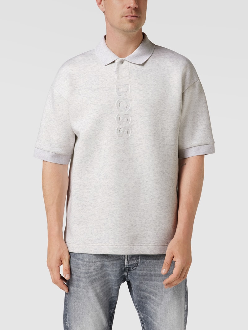 Relaxed Fit Poloshirt mit Marken-Detail Modell 'Pirax' in mittelgrau