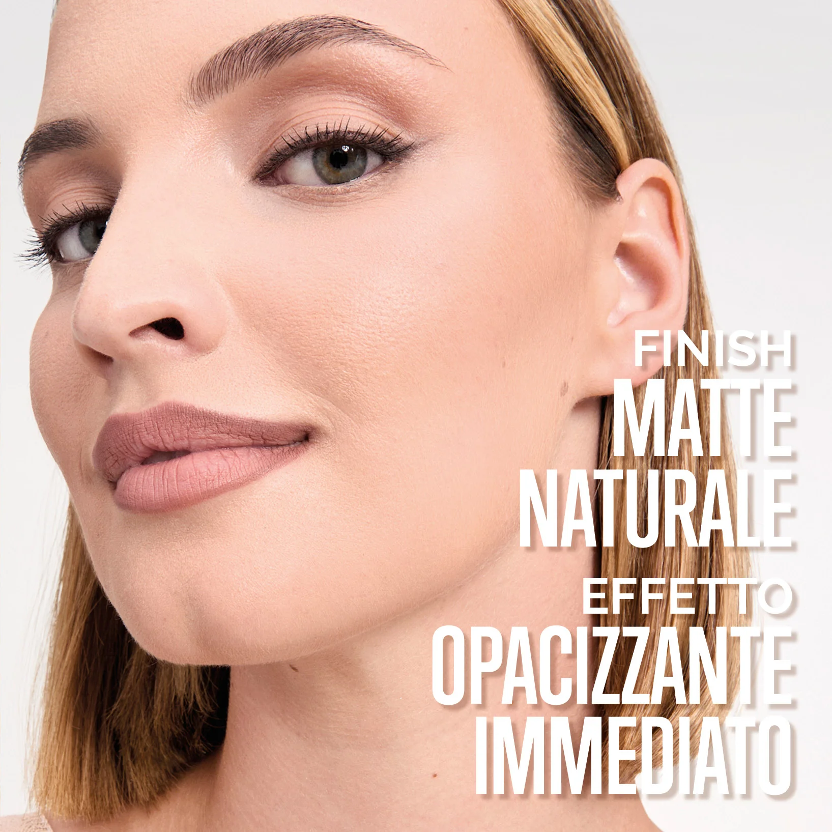 Polvos compactos para el rostro VELVET LOCK