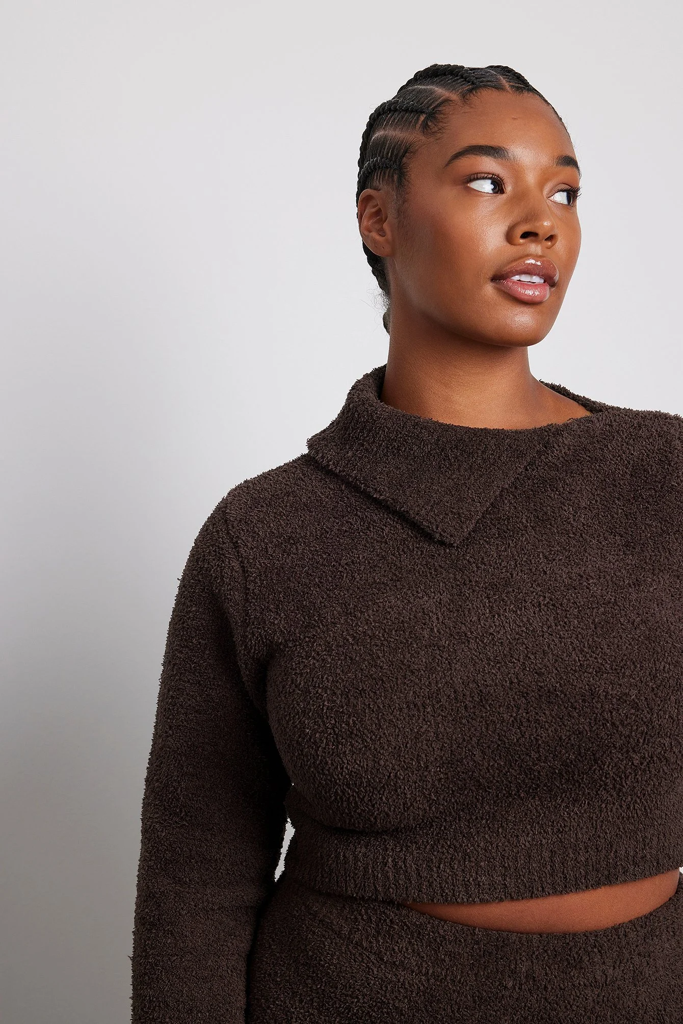 Flauschiger, kurzer Strickpullover