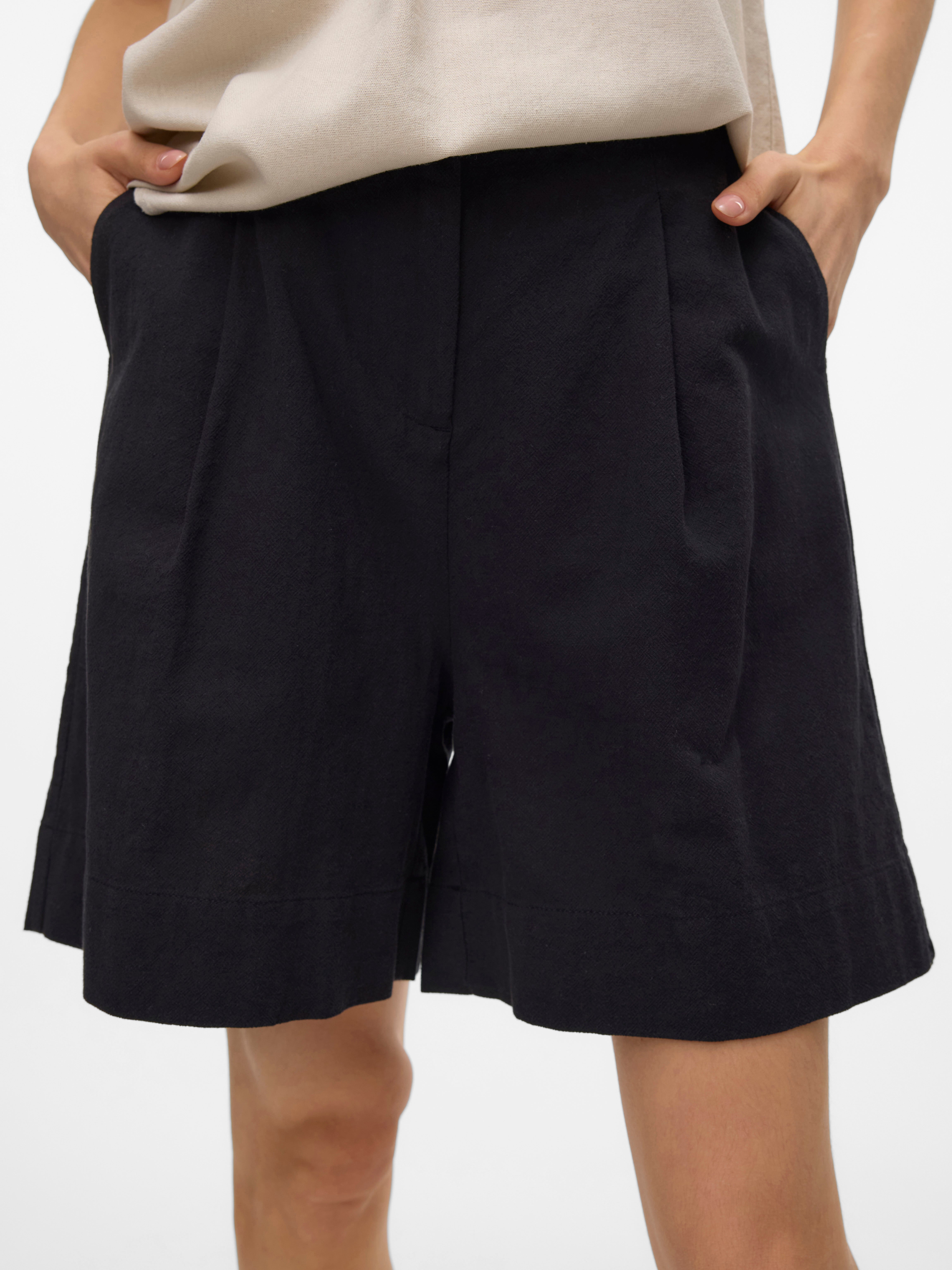 VMHART Shorts
