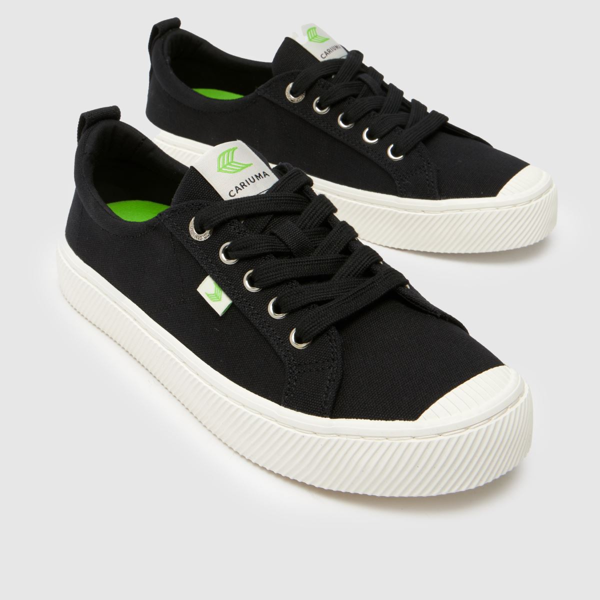 CARIUMA – Oca – Svarta låga sneakers