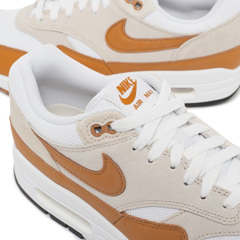 NIKE Air Max 1 