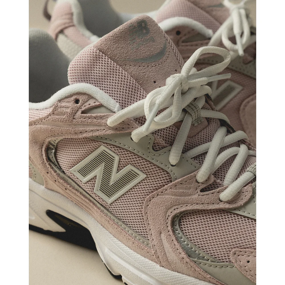 New Balance 530 MR530CF / pink