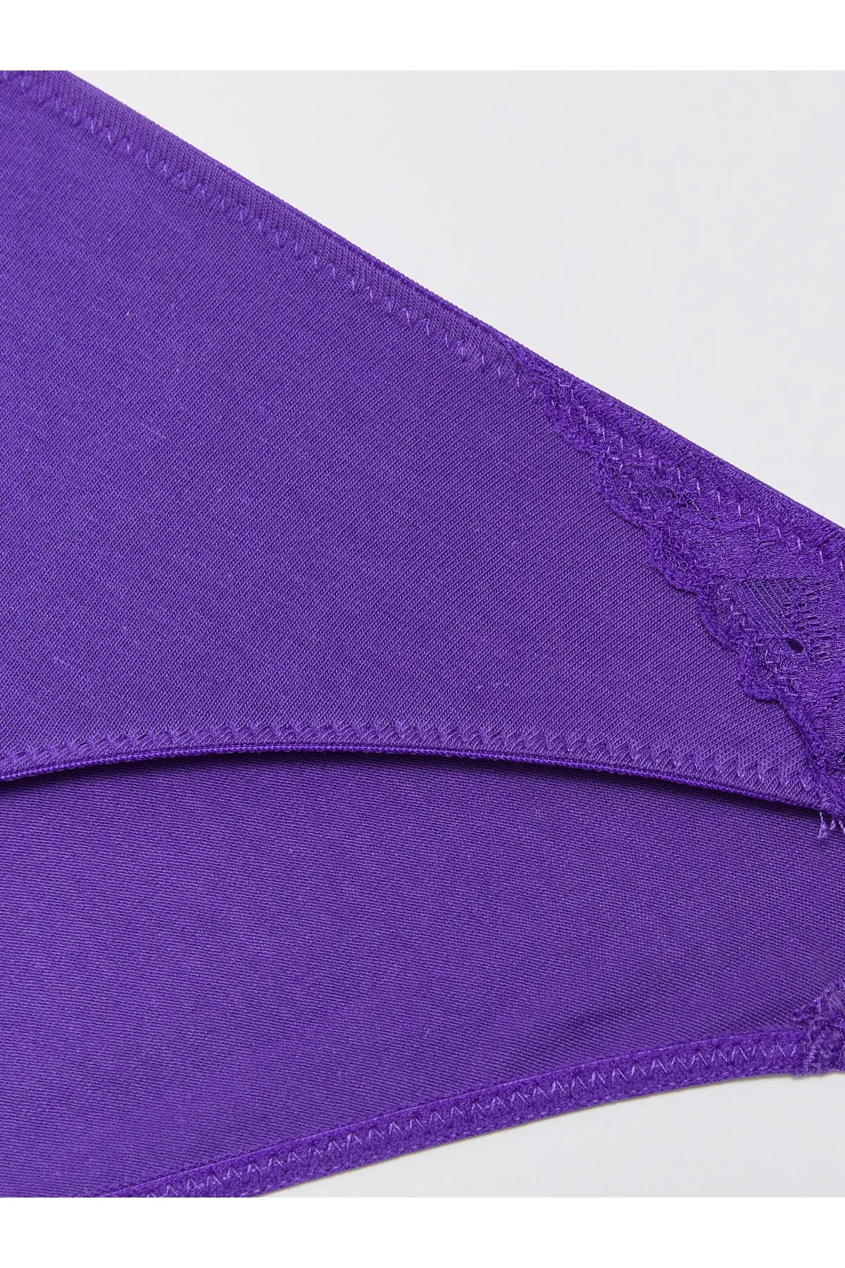 LC Waikiki  Bikini-Höschen mit Spitzendetail