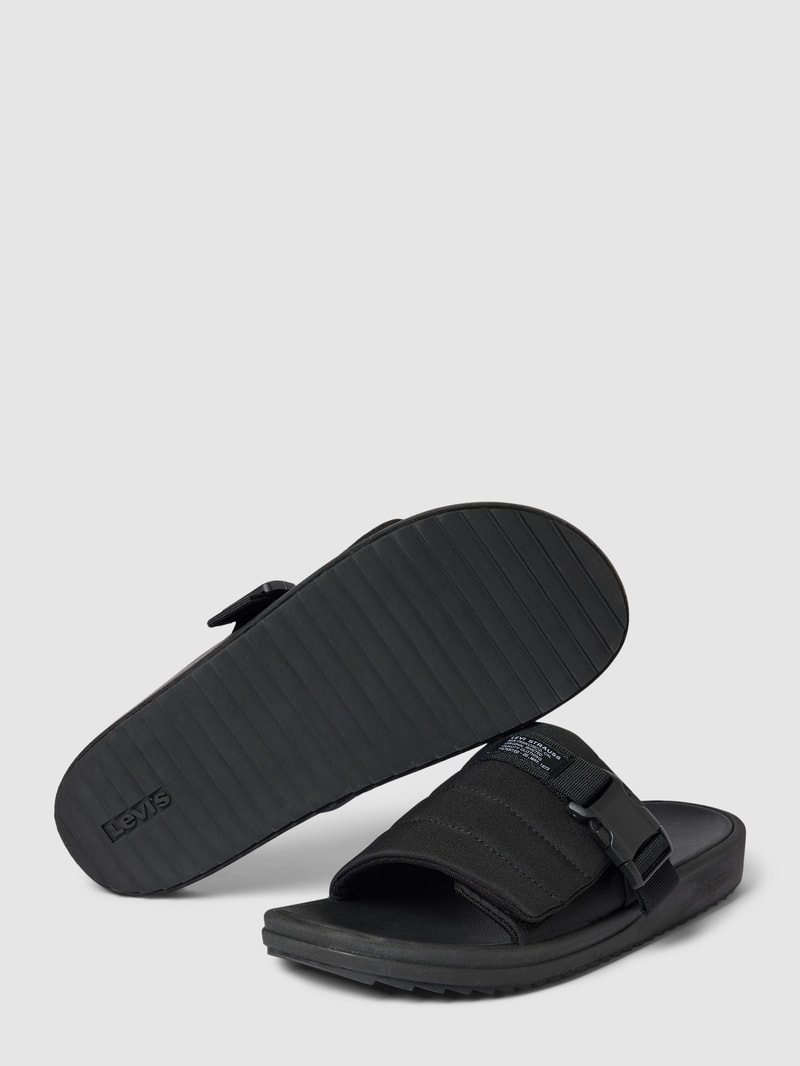 Slides mit Label-Detail Modell 'TAHOMA' in schwarz