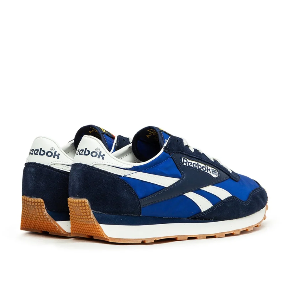 Reebok Aztec II GX2457 / blau