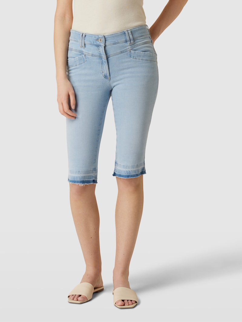 Caprijeans mit Eingrifftaschen Modell 'SARAH' in hellblau