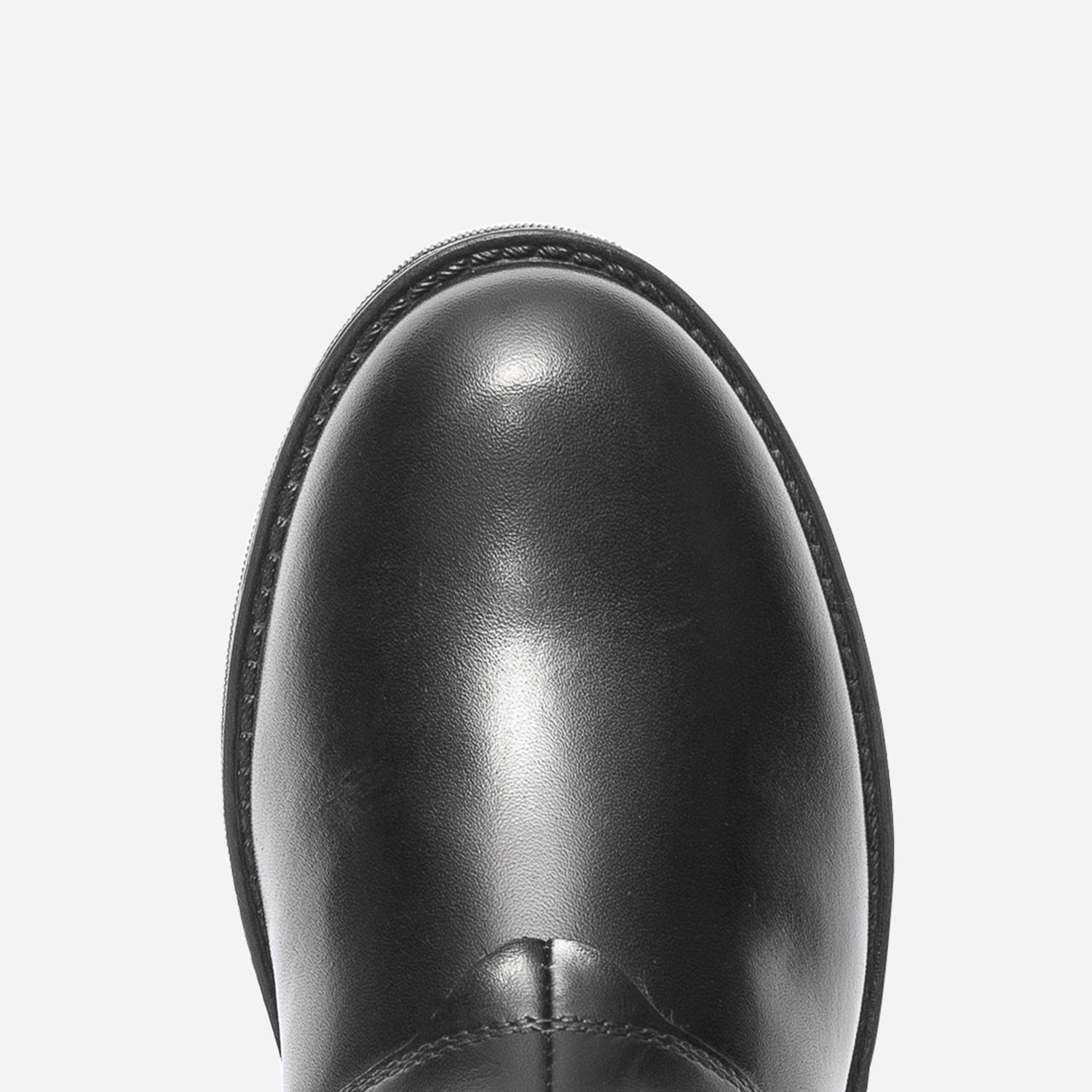 Botte noire en cuir