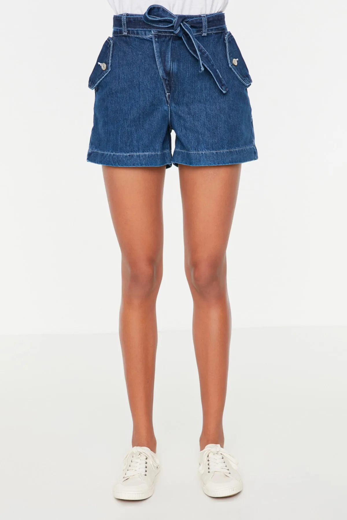 Trendyol Collection  Shorts - Dunkelblau - Mittlerer Bund