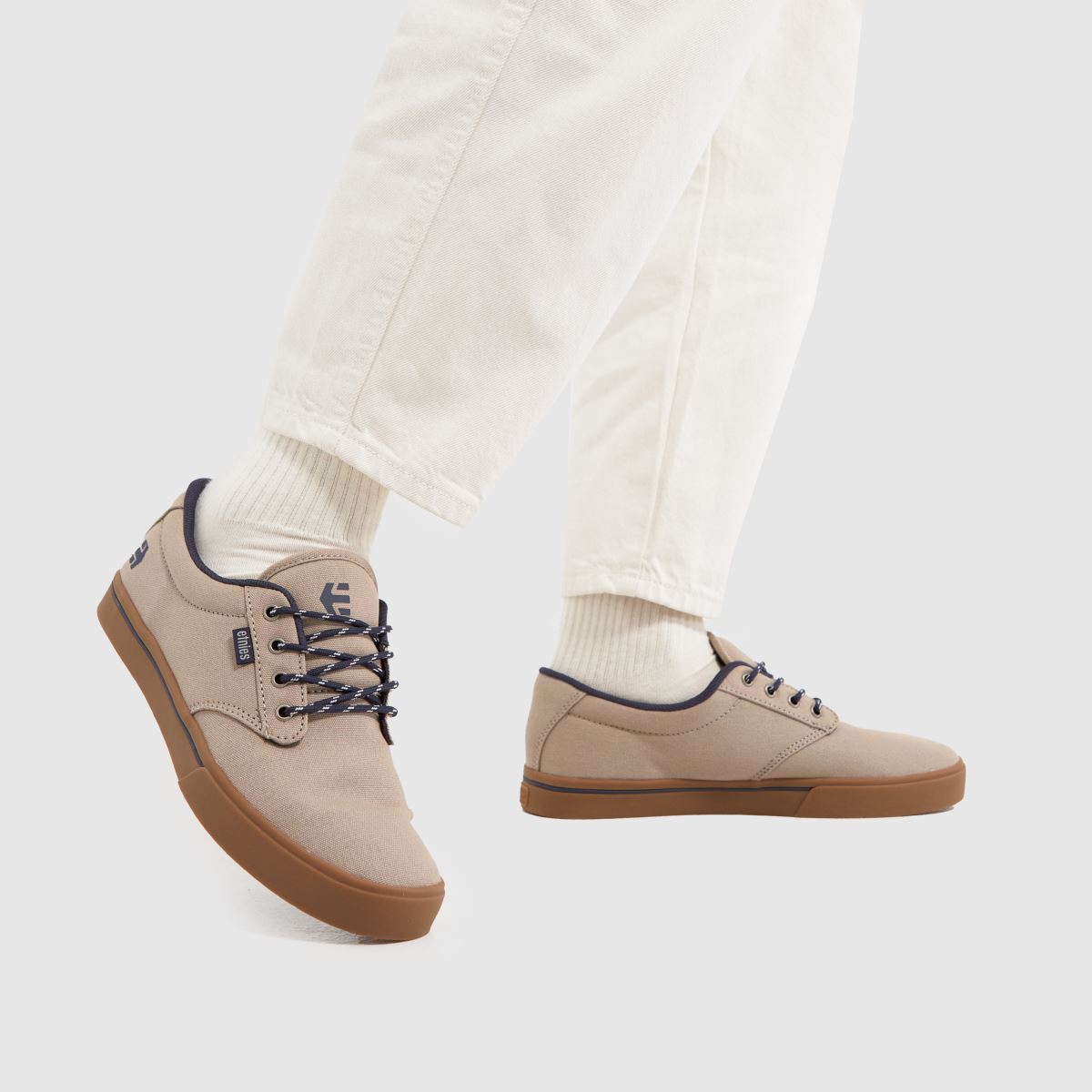 Etnies – Jameson 2 – Ljusgrå eko-sneakers