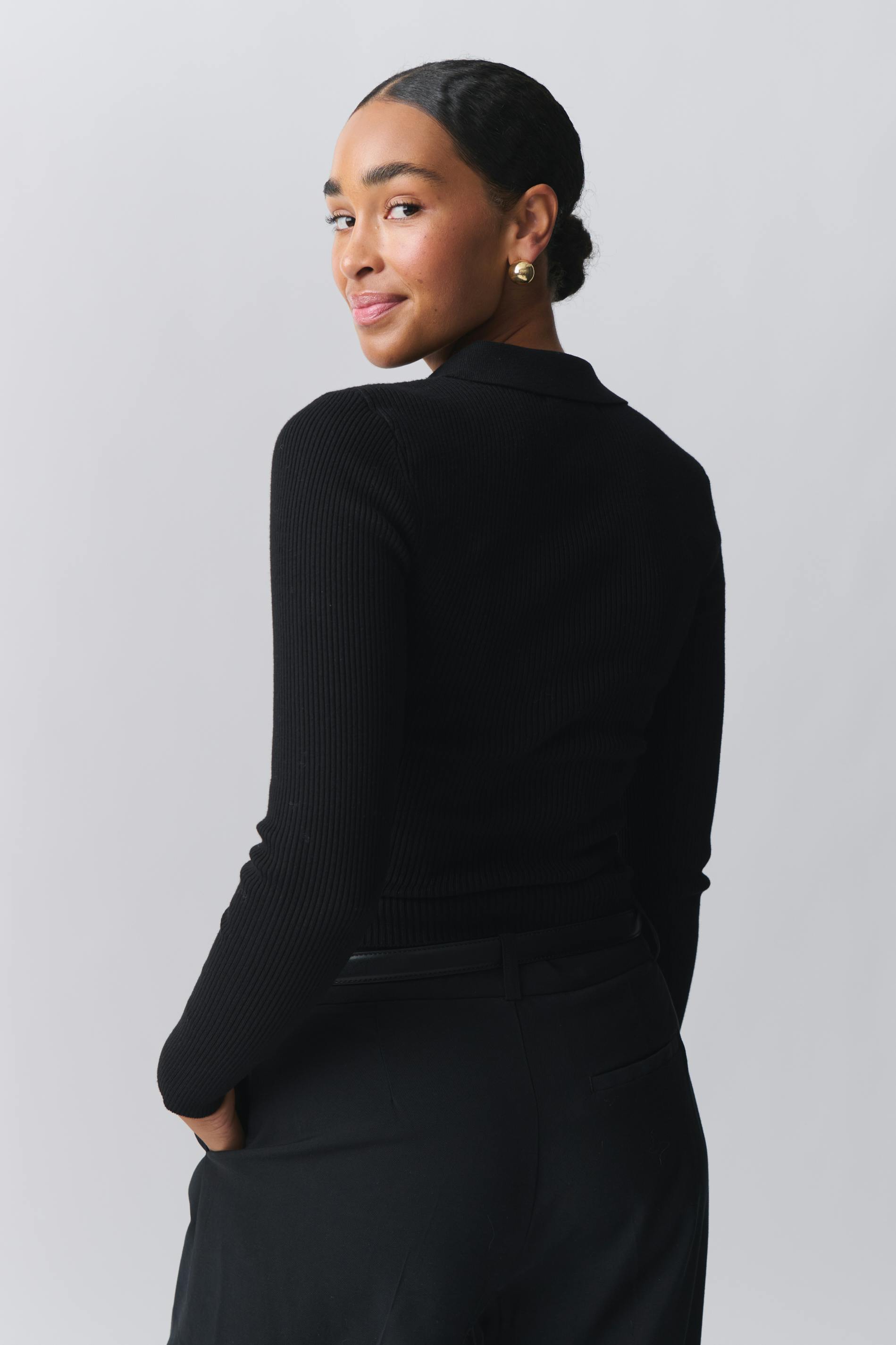 Knitted rib top