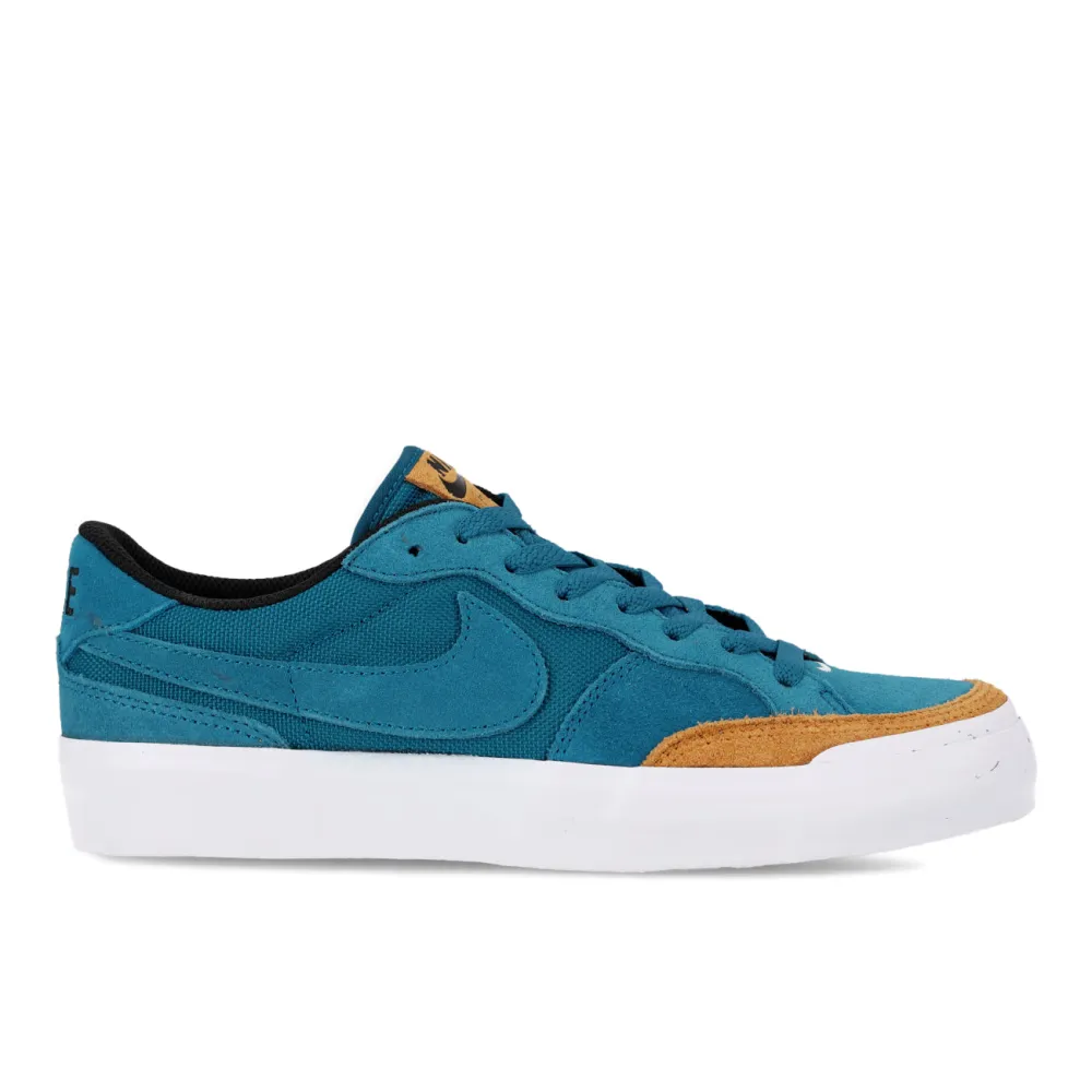 Nike Zoom Pogo Plus Premium DX6915-300 / grün