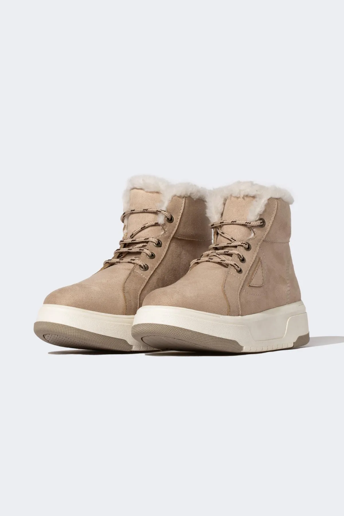 DeFacto  Damen-Winterstiefel aus Kunstleder mit dicker Sohle