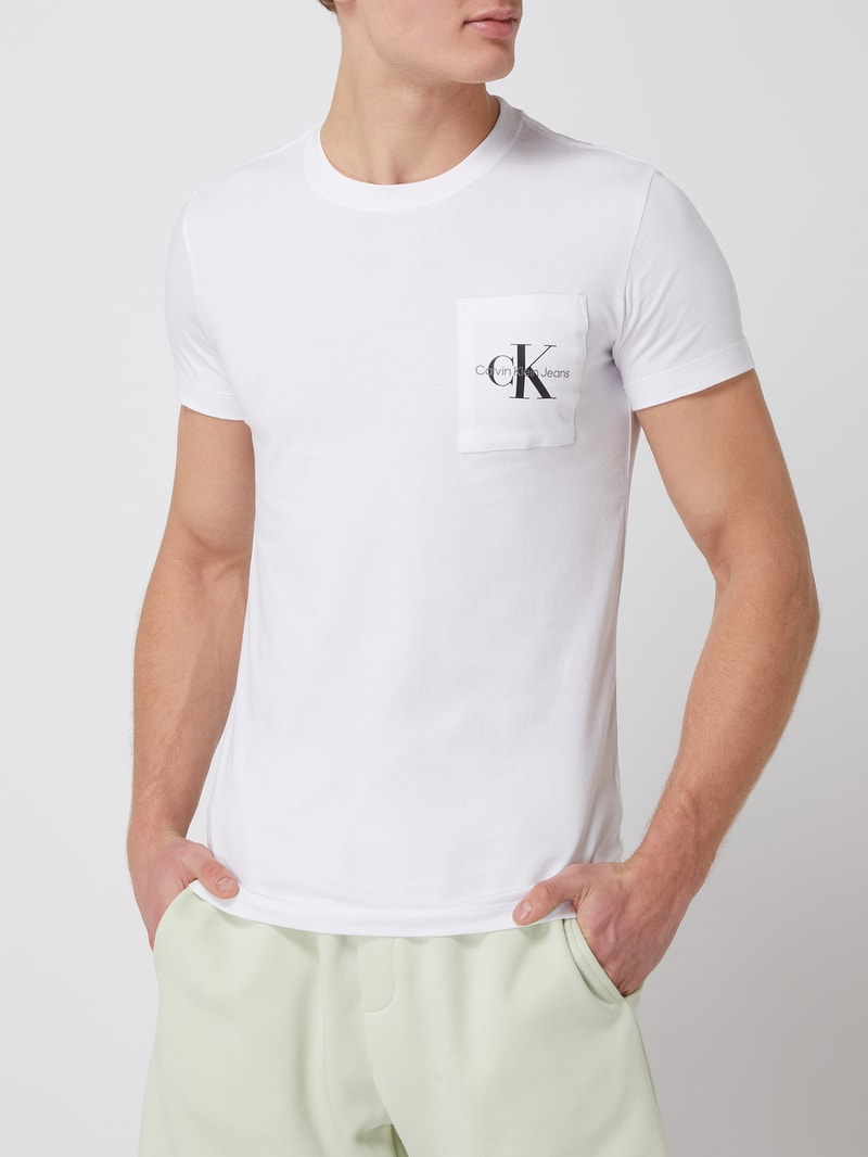 T-Shirt mit Brusttasche  in weiss