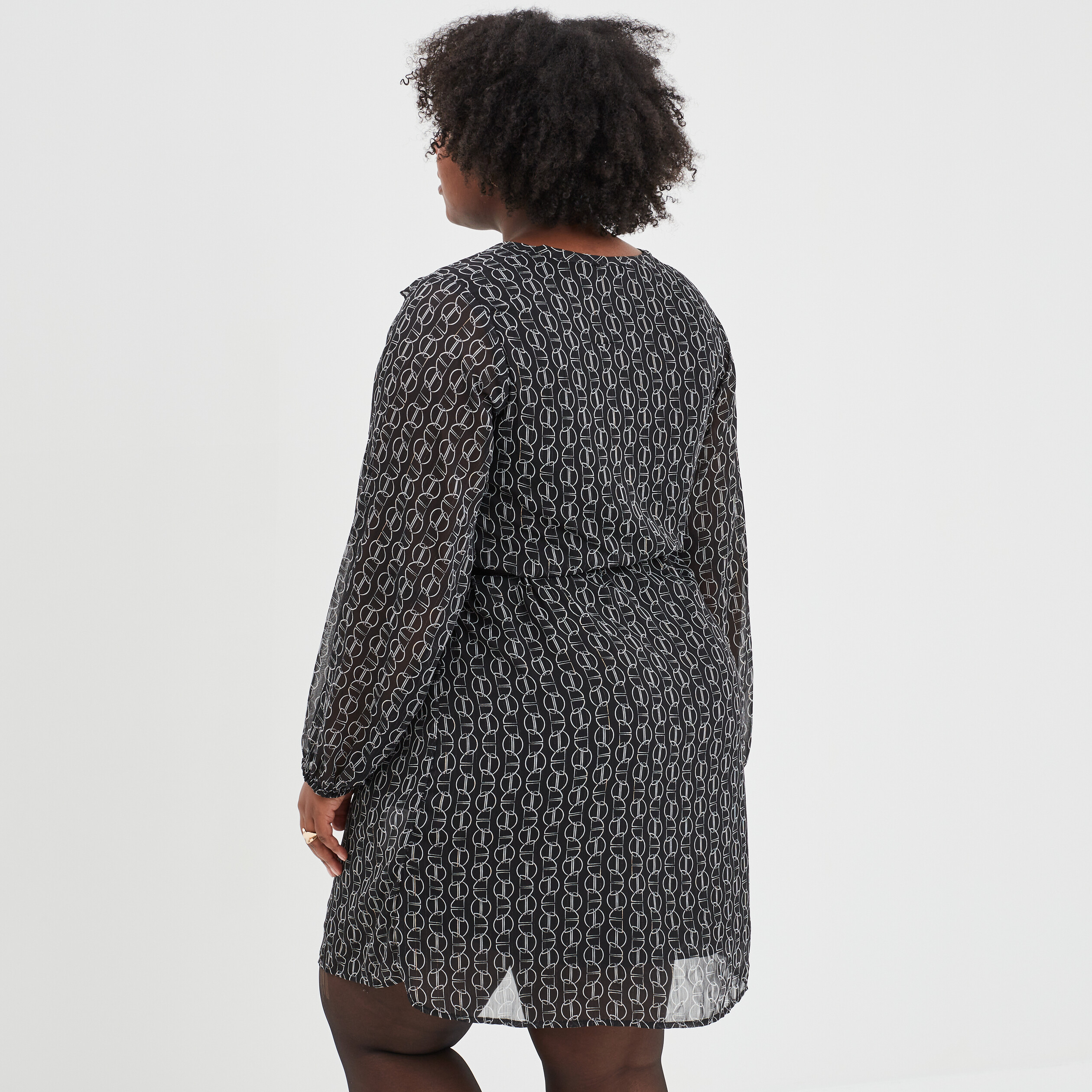 Robe fluide à encolure goutte noir femme grande taille | La Halle